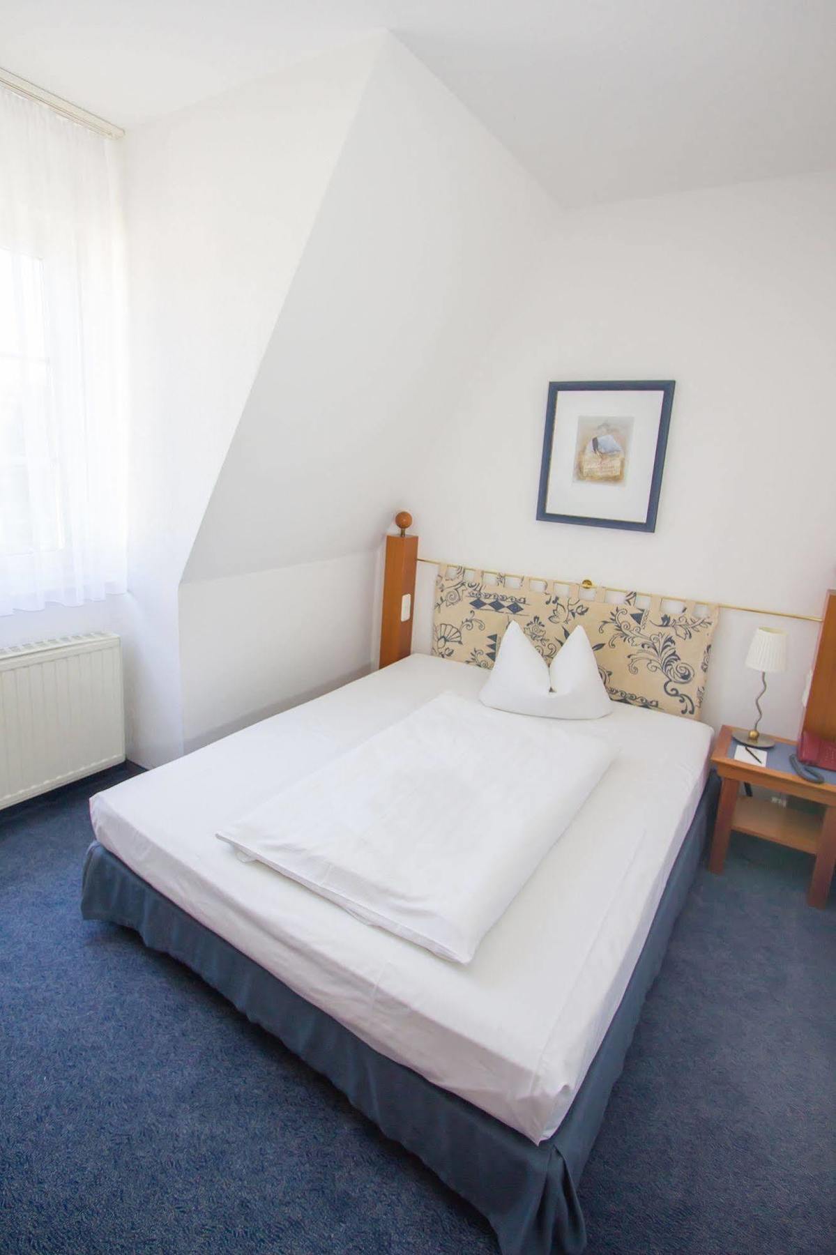 הוירסוורדה Hotel "Zur Muehle" מראה חיצוני תמונה