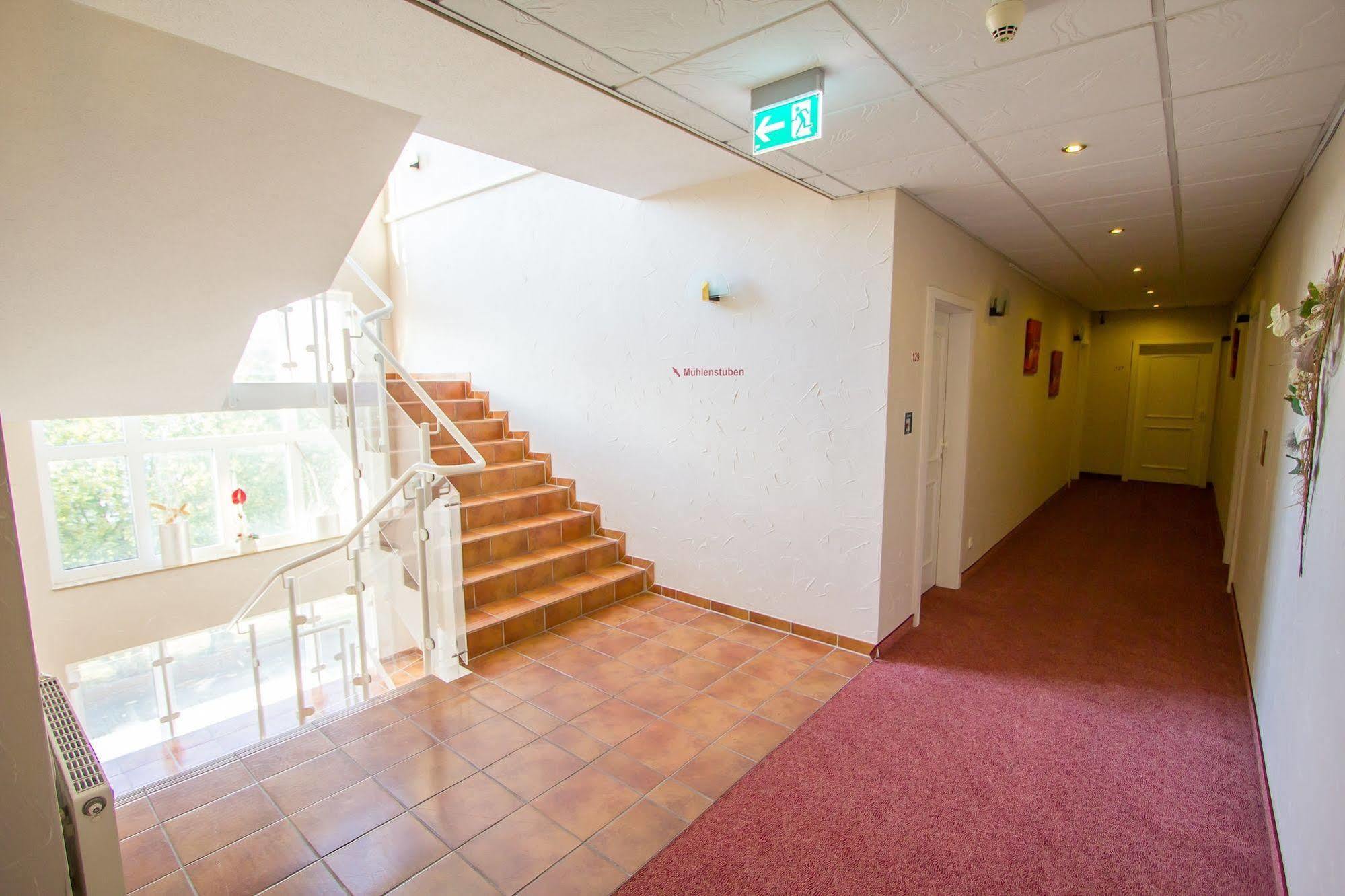 הוירסוורדה Hotel "Zur Muehle" מראה חיצוני תמונה
